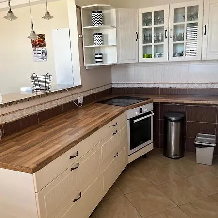 Vila Eden Cap : A Delightful 11 Adults Just One Km Away From Monte Carlo Station *